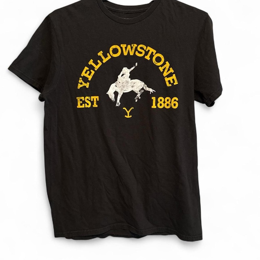 Black Graphic Tee - Short Sleeve